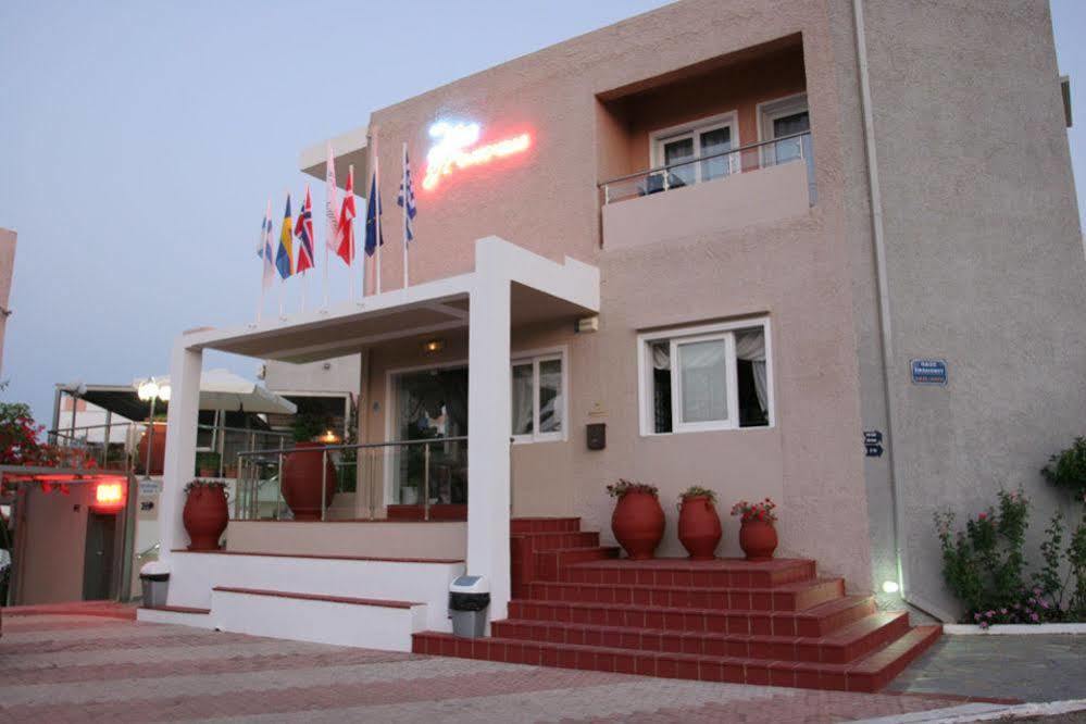 Hotel Koukouras Stalós Exterior foto